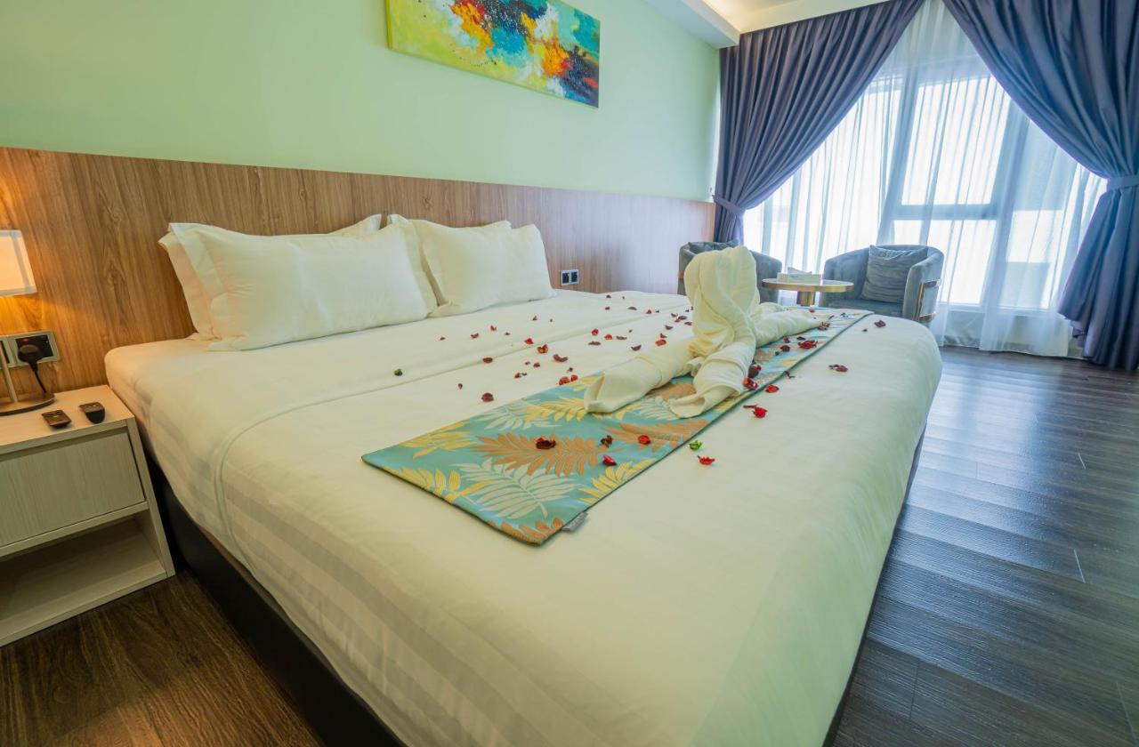 Flypod Hotel Кота-Кінабалу Екстер'єр фото