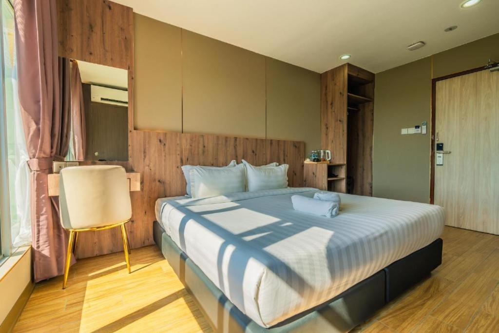 Flypod Hotel Кота-Кінабалу Екстер'єр фото